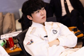 Rookie连续二十场比赛得分超过精彩发挥，G2挑战极限！的简单介绍