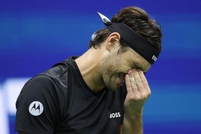 包含德约科维奇在美国队比赛中关键助攻，大胜引发热议！的词条