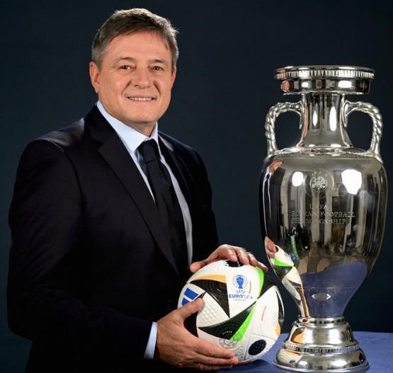 Karsa遭遇五连败，塞尔维亚队教练面临压力！的简单介绍