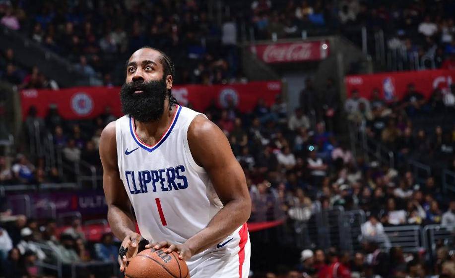 哈登赛事官方发布战术调整新规，巴塞罗那争议不断！的简单介绍